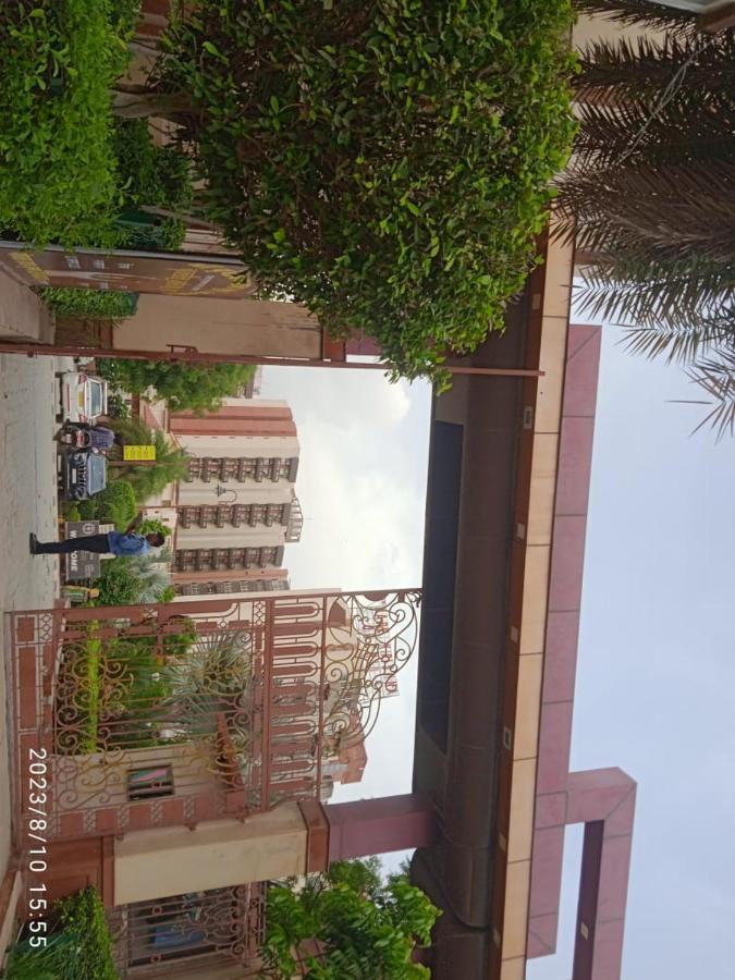 Hare Krishna Home Stay Vrindavan Exterior photo